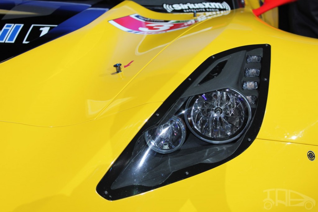 Corvette-C7.R-headlamp-at-NAIAS-2014-1024x682.jpg